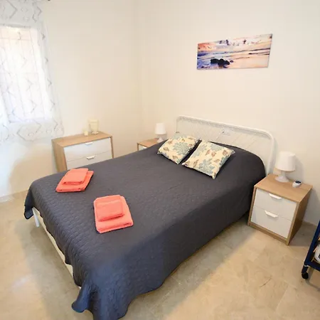 Pinares De 2 Bed El Faro