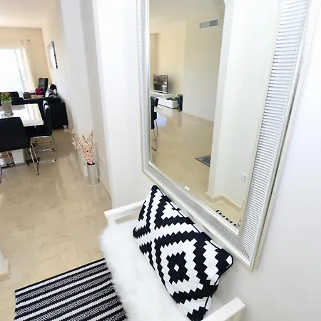 Pinares De 2 Bed El Faro MIJAS COSTA